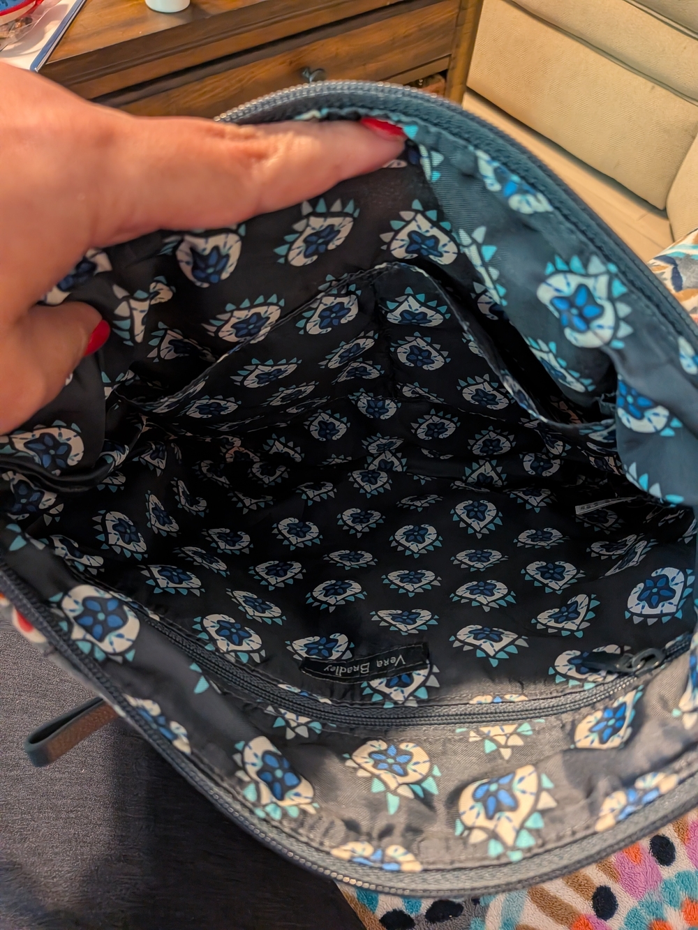 Vera Bradley Retired Jazzy Blooms Quilted Hipster Bag - Picture 7 of 10
